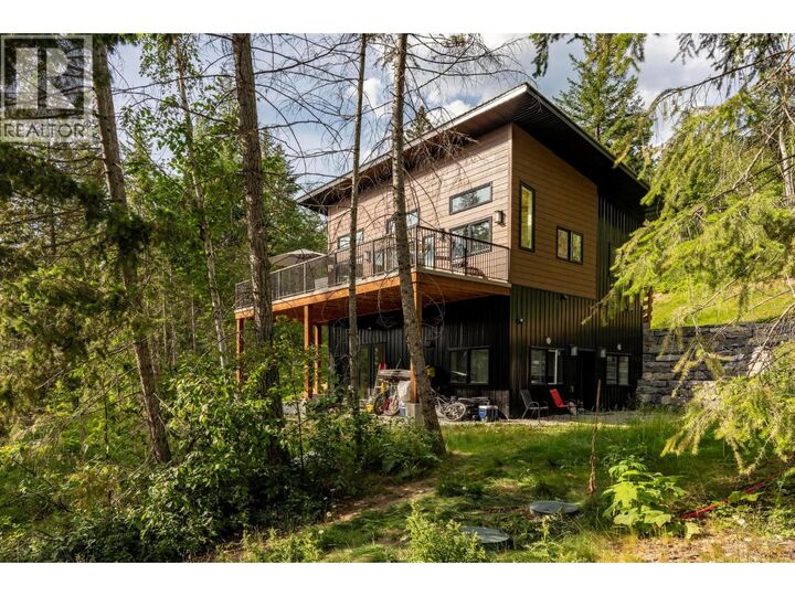 Property Photo: 1414 Black Bear Drive BC V0A 1H7