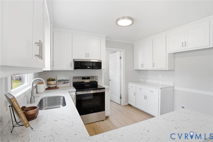 Property Photo:  1510 Old Compton Road  VA 23238 