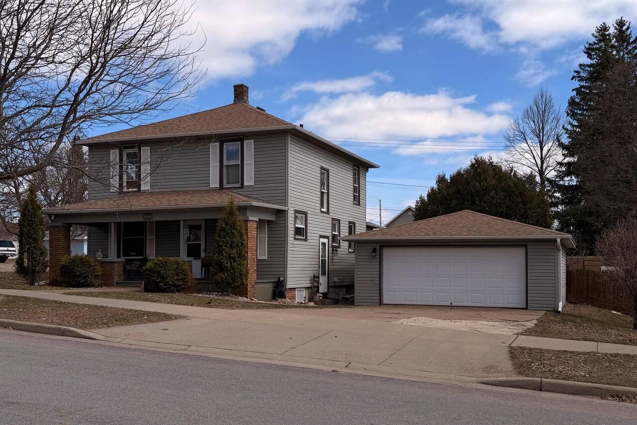Property Photo: 827 North 2nd Avenue WI 54401