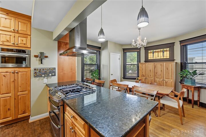 Property Photo:  2724 Markbreit Avenue  OH 45209 