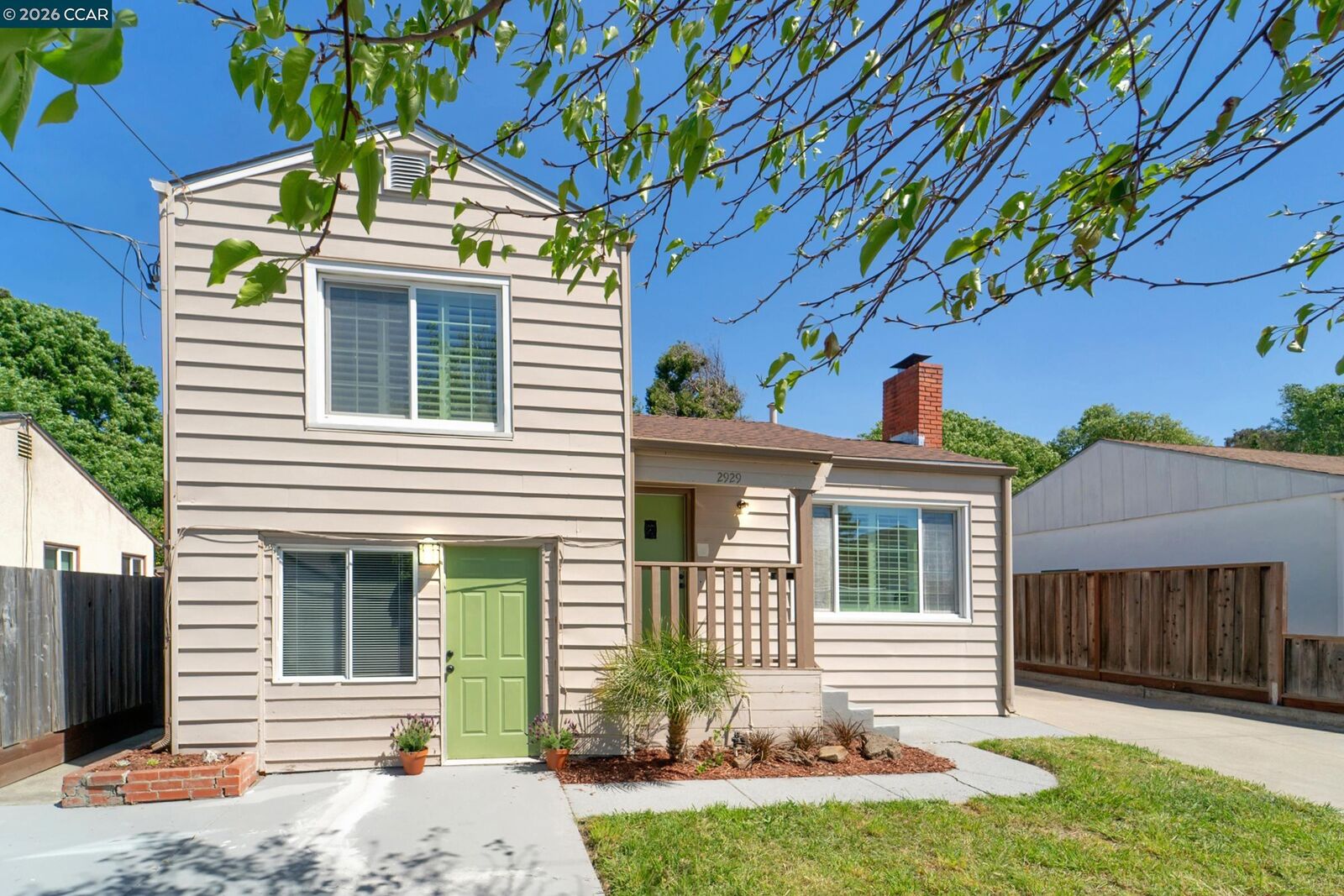 Property Photo: 2929 Howard St CA 94804
