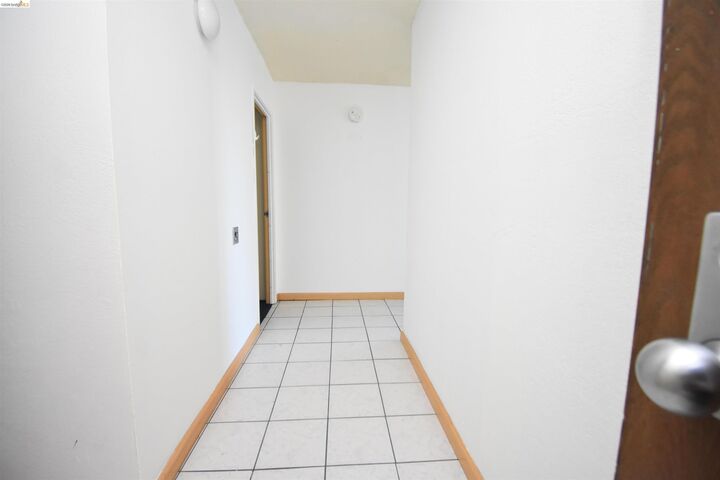Property Photo:  555 Pierce St 1320  CA 94706 