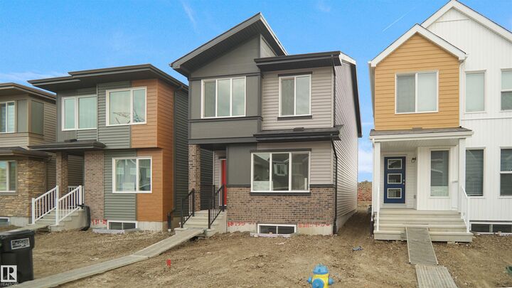 18827 29 Avenue NW — photo 1