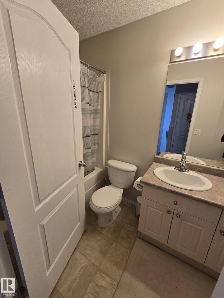 Property Photo:  3311 21 Street NW  AB T6T 0C4 