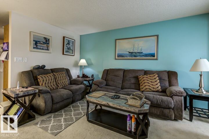 Photo de la propriété:  14811 35 Street NW  AB T5Y 2H8 
