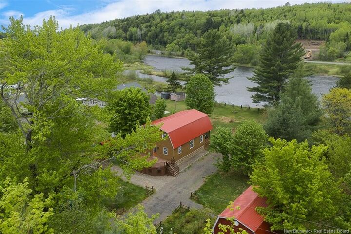 Property Photo:  22 Cottage Lane  NB E6C 1R1 