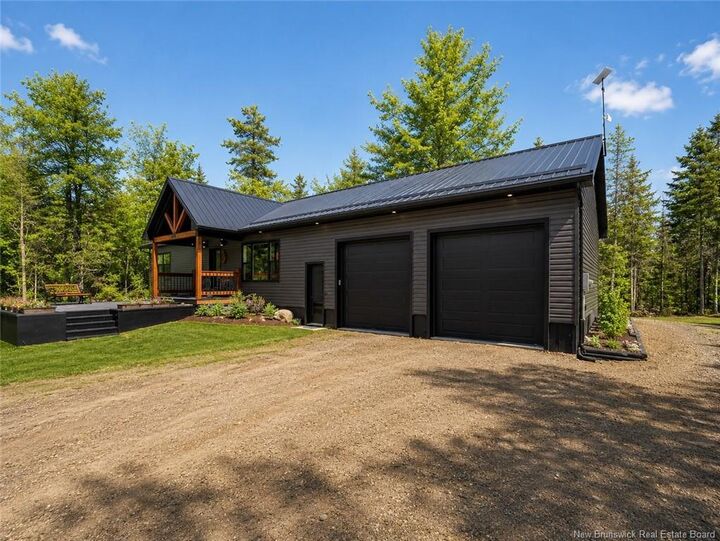 60 Dale Road — photo 1