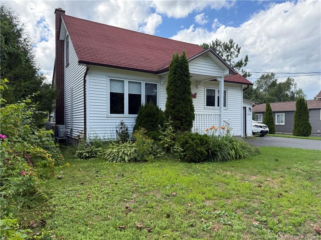 Property Photo: 3783 Rue Principale NB E1X 1E3