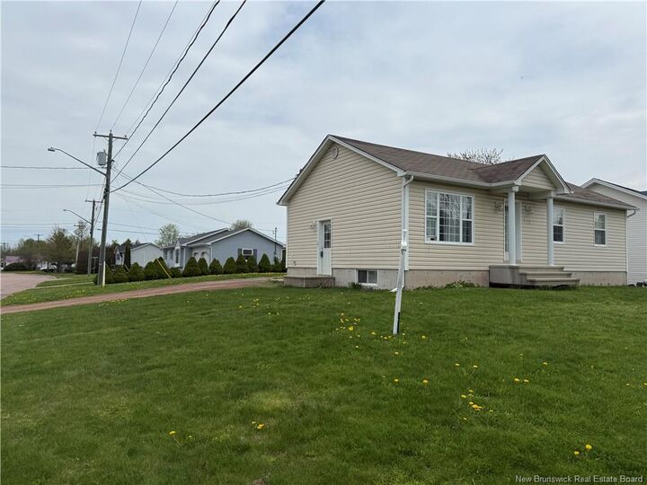 333 Twin Oaks — photo 1