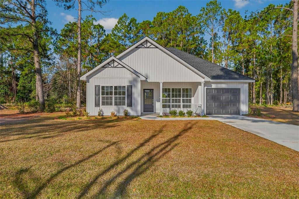 Property Photo:  1190 Kimberly Lane  GA 31305 