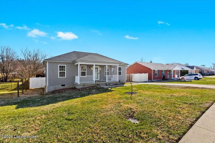 Property Photo:  191 McGowan Ave  KY 40004 
