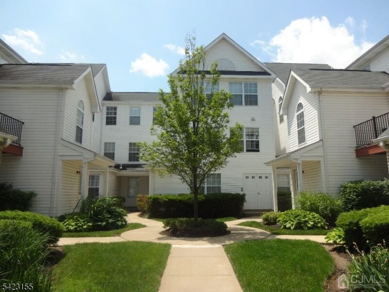 Property Photo:  813 Plymouth Rd  NJ 08902 