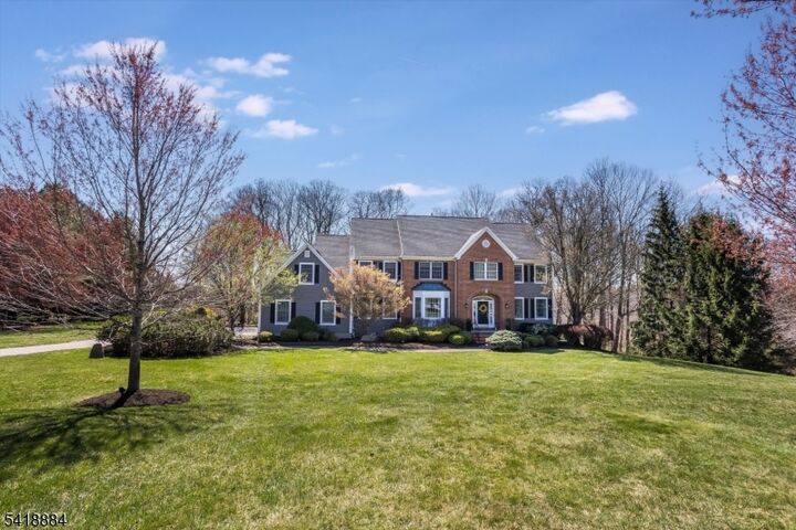 Property Photo:  2 Fieldcrest Rd  NJ 07930 