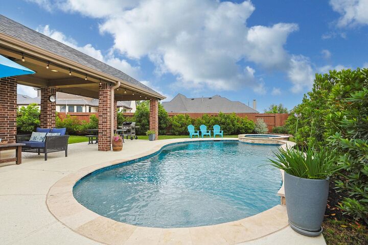 Property Photo:  27910 Castle Park Lane  TX 77441 