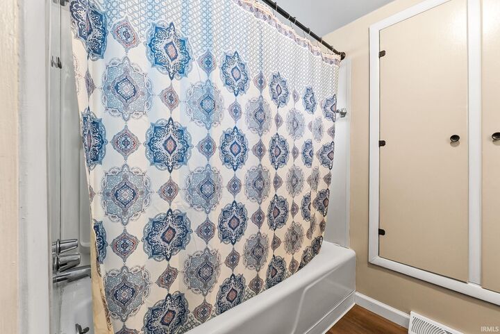 Property Photo: 7993 N Tippecanoe Drive IN 46574