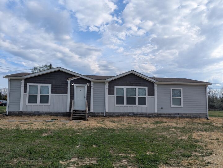 Property Photo: 25 Storms Road KY 40701