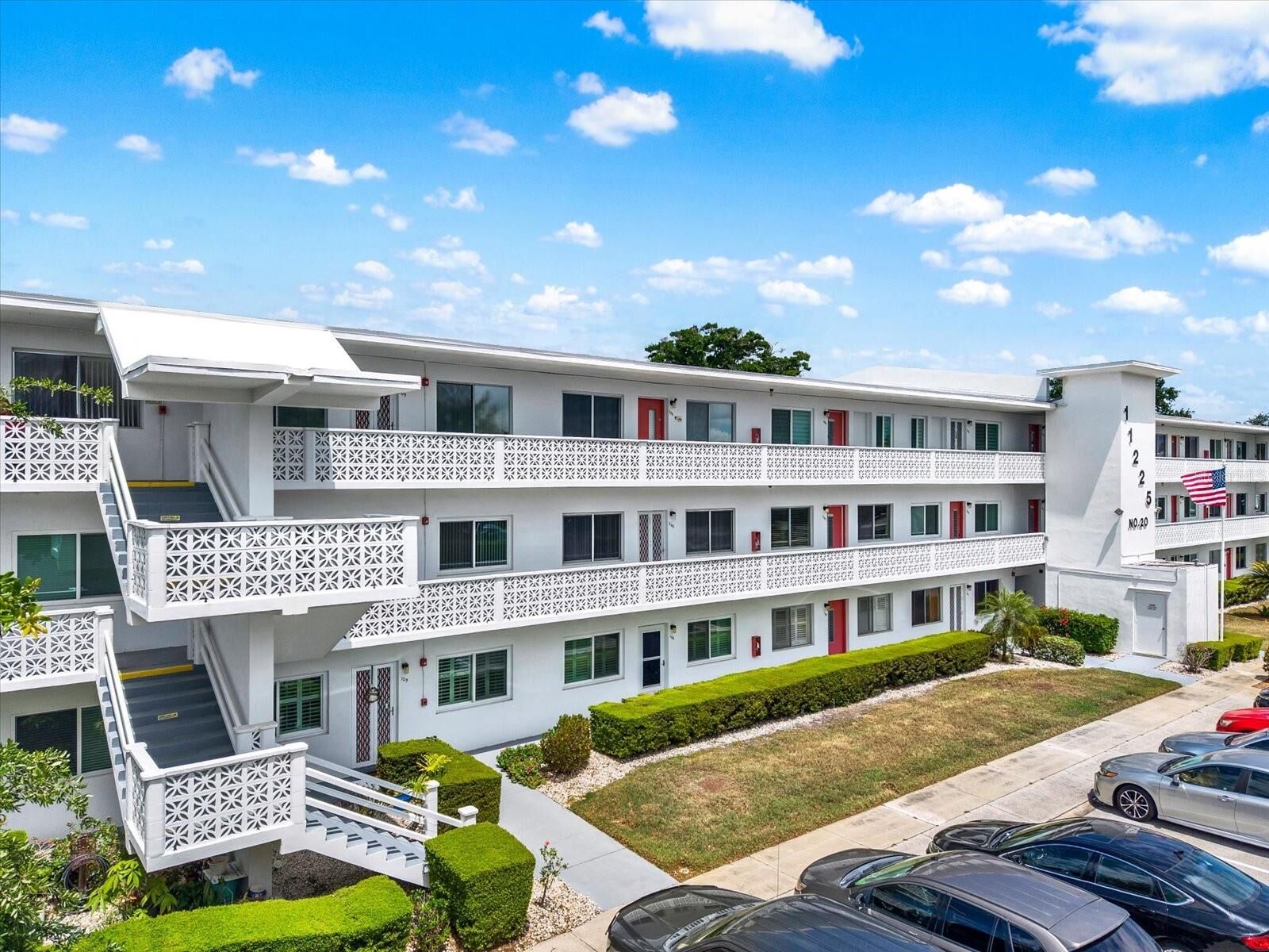 Property Photo:  11225 82nd Avenue 207  FL 33772 