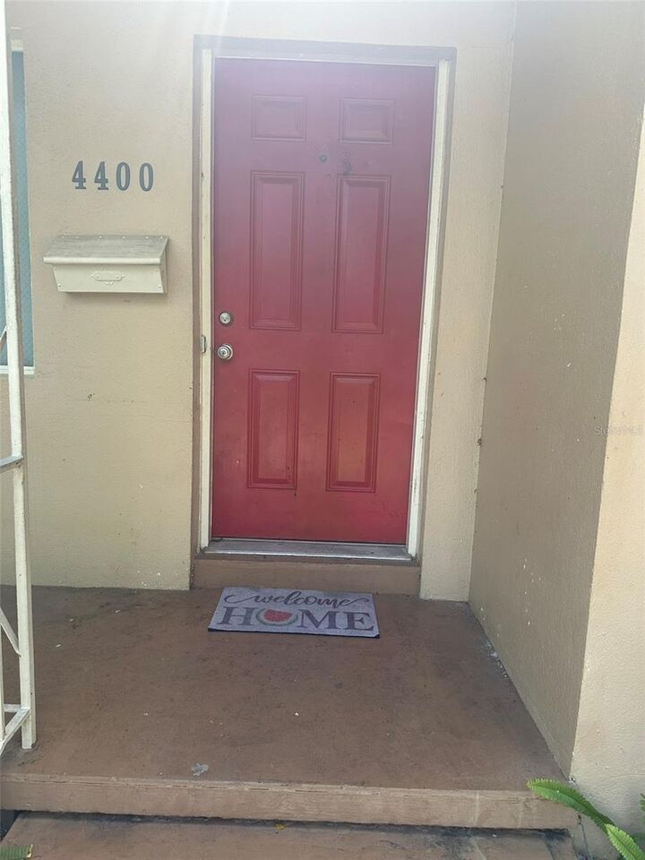 Property Photo:  4400 3rd Avenue S  FL 33711 