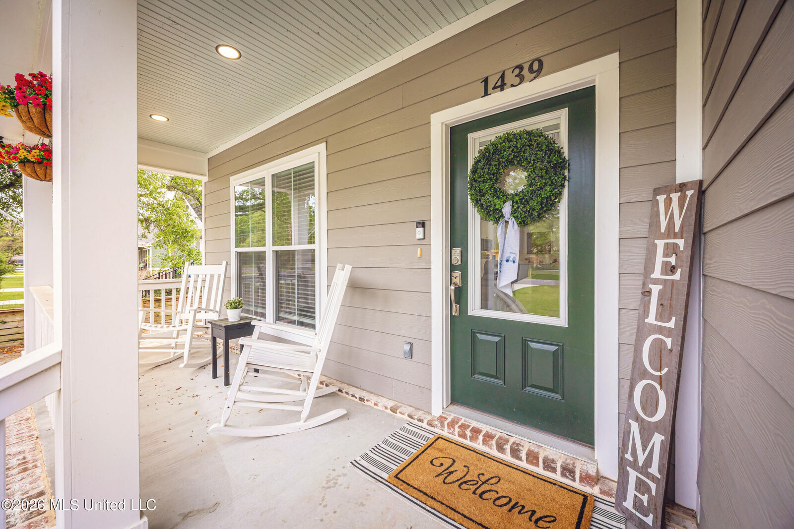 Property Photo:  1439 Mantou Street  MS 39567 