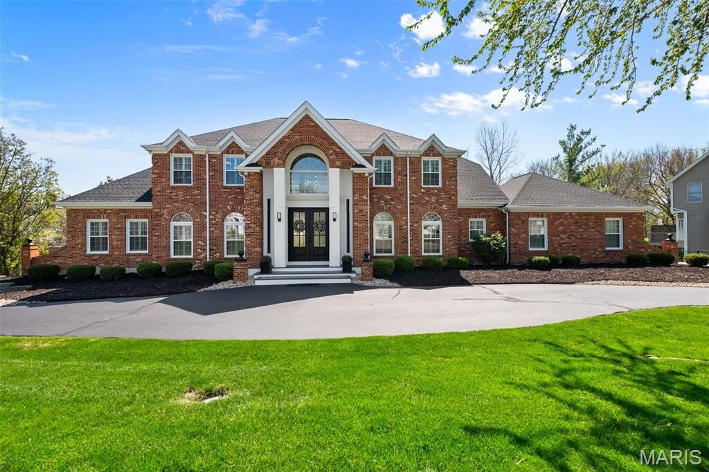 Property Photo: 1406 Wildhorse Parkway Drive MO 63005