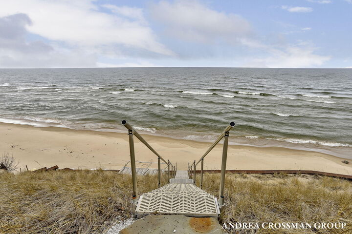 Property Photo:  6129 Lakeshore Avenue  MI 49460 