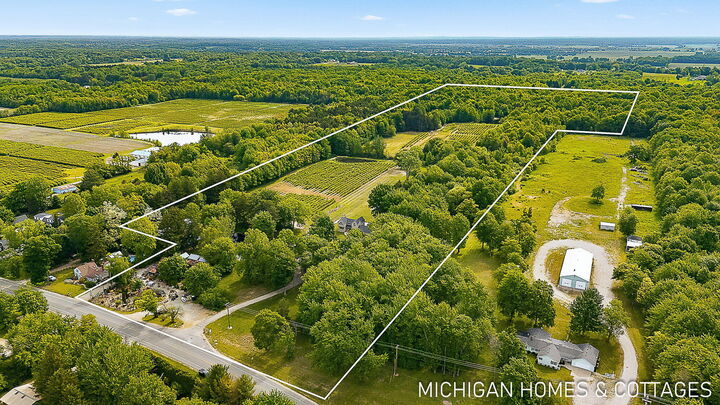 Property Photo: 1661 68th Street MI 49408