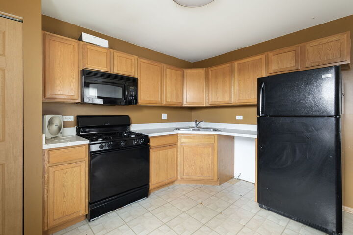 Property Photo:  69 S Orchard Drive  IL 60466 