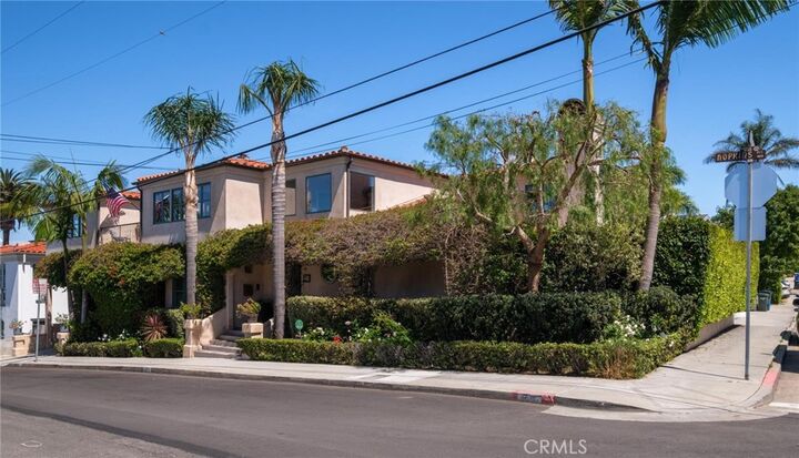 Property Photo: 1001 4th CA 90254