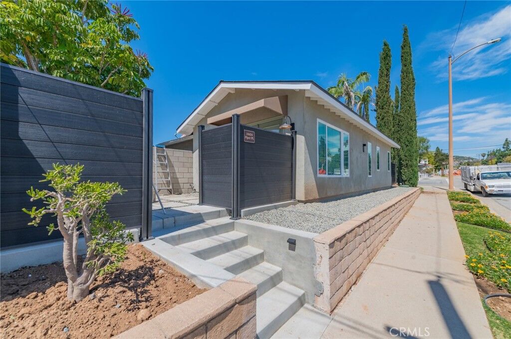 Property Photo:  18454 Piper Place  CA 92886 