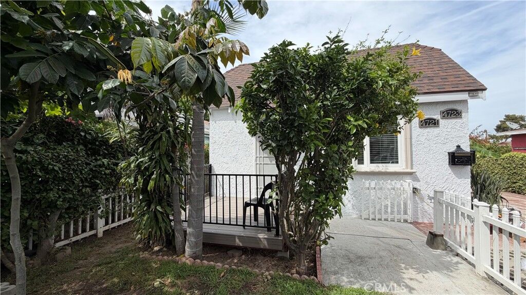 Property Photo: 4721 162nd St CA 90260