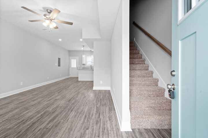 Property Photo:  827 Professional Park Dr H  TN 37040 