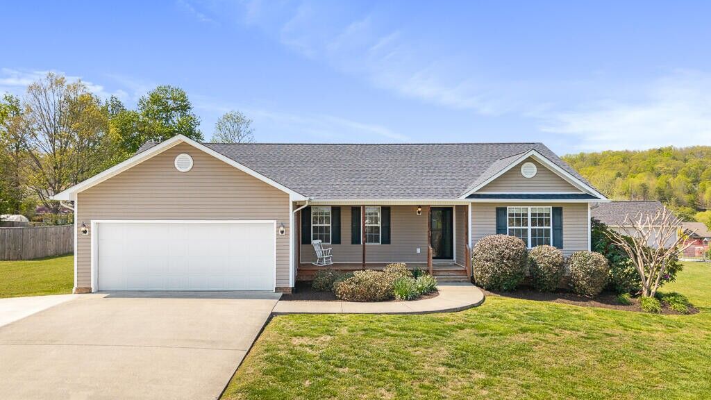 Property Photo:  205 Crystal Terrace SE  TN 37323 