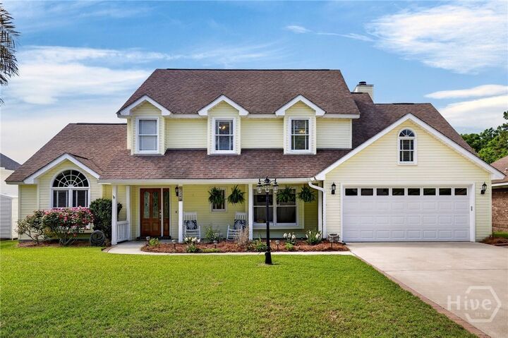 Property Photo: 114 Lakeview Court GA 31406