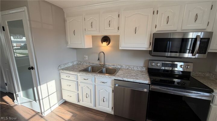 Property Photo: 7489 Essex Drive OH 44060