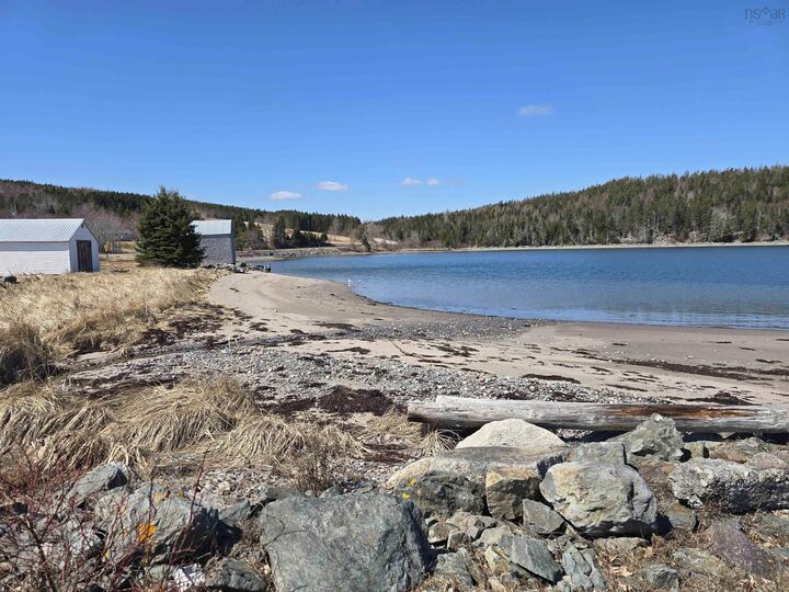 9273 Highway 16 — photo 1