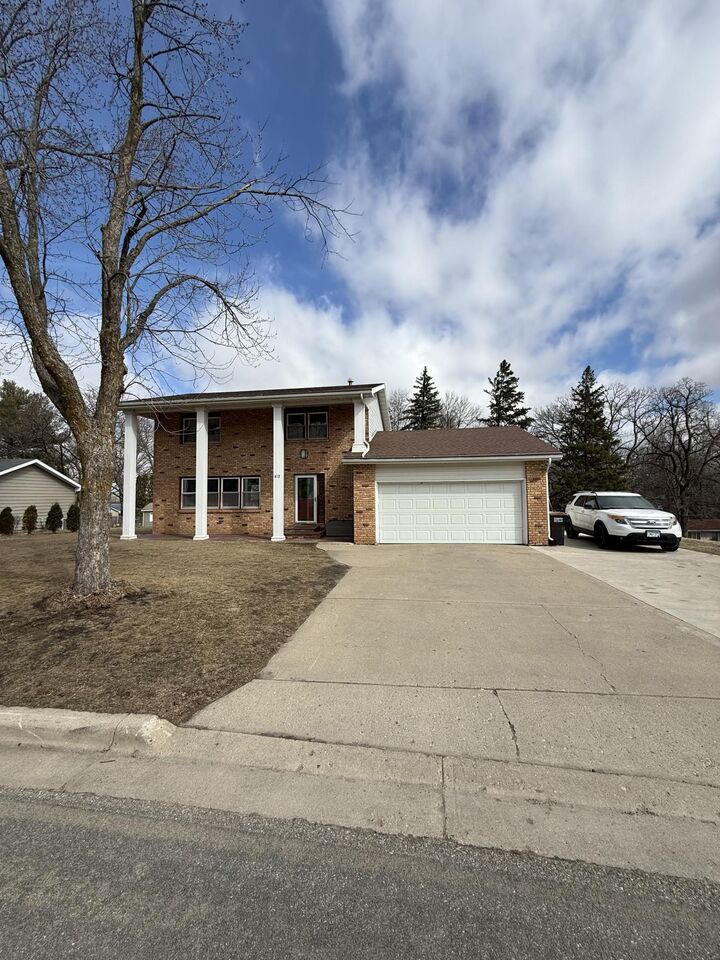 Property Photo: 417 Meredith Road MN 56007