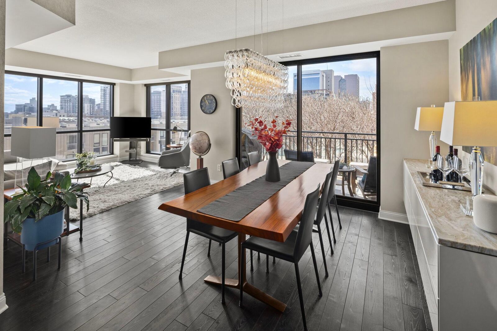 Property Photo:  100 3rd Avenue S 607  MN 55401 