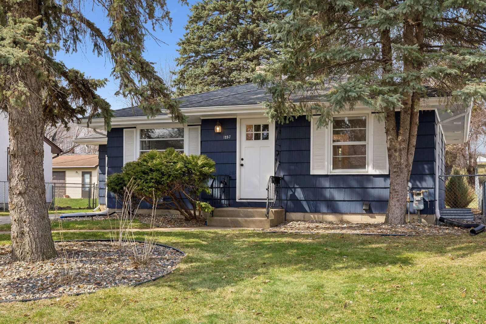 Property Photo:  1257 Smith Avenue S  MN 55118 