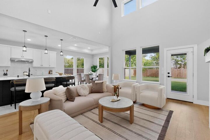 Property Photo: 6810 Windward View Drive TX 75088