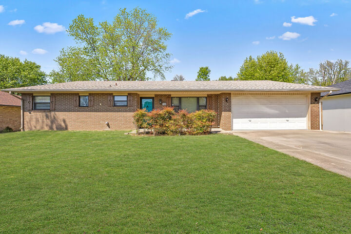 Property Photo:  2306 Ina Avenue  AR 72762 