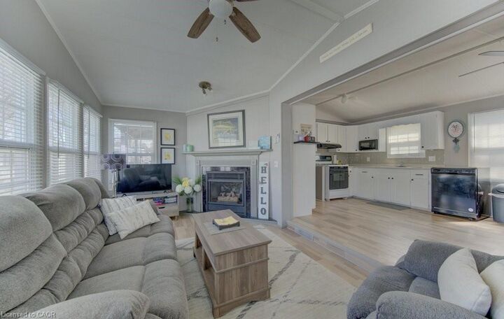 Property Photo: 580 Beaver Creek Road 185 ON N2J 3Z4
