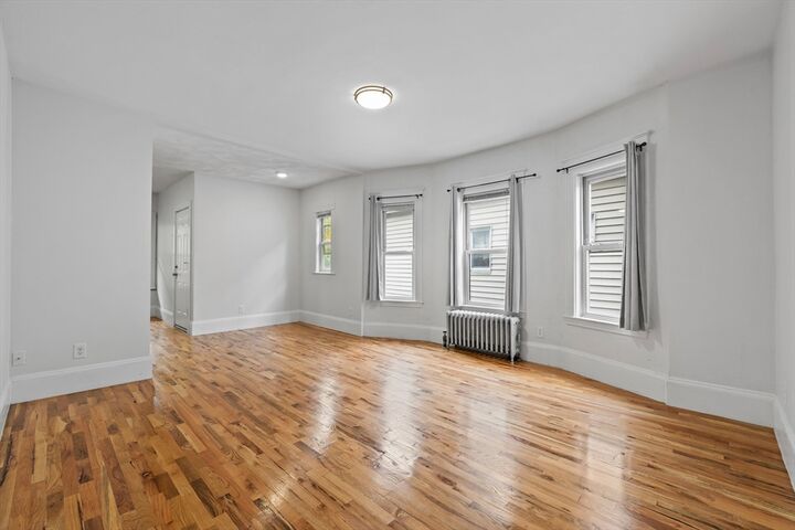 Property Photo:  39 Bradley Street  MA 02145 