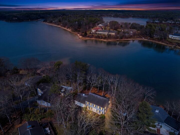 Property Photo:  14 Quamhasset Road  MA 02532 