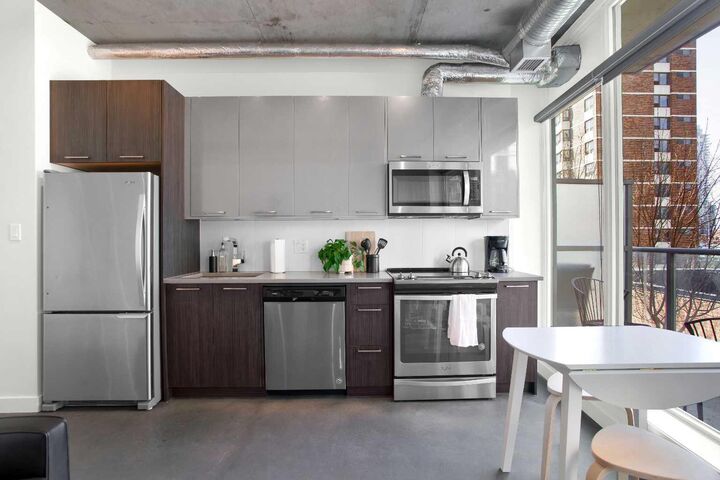 Property Photo: 624 8 Avenue SE 309 AB T2G 1S7