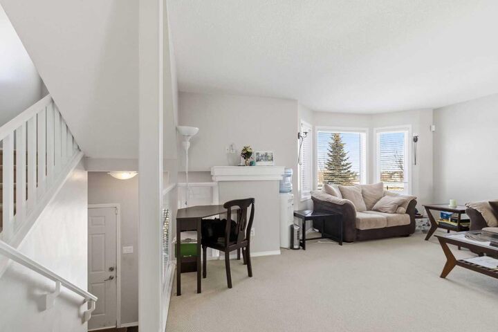 Photo de la propriété:  105 Loutit Road 808  AB T9K 2N5 