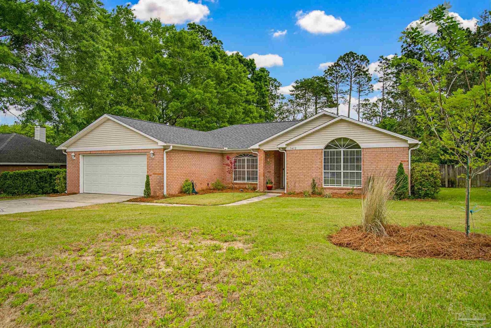 Property Photo:  1412 Colwyn Dr  FL 32533 