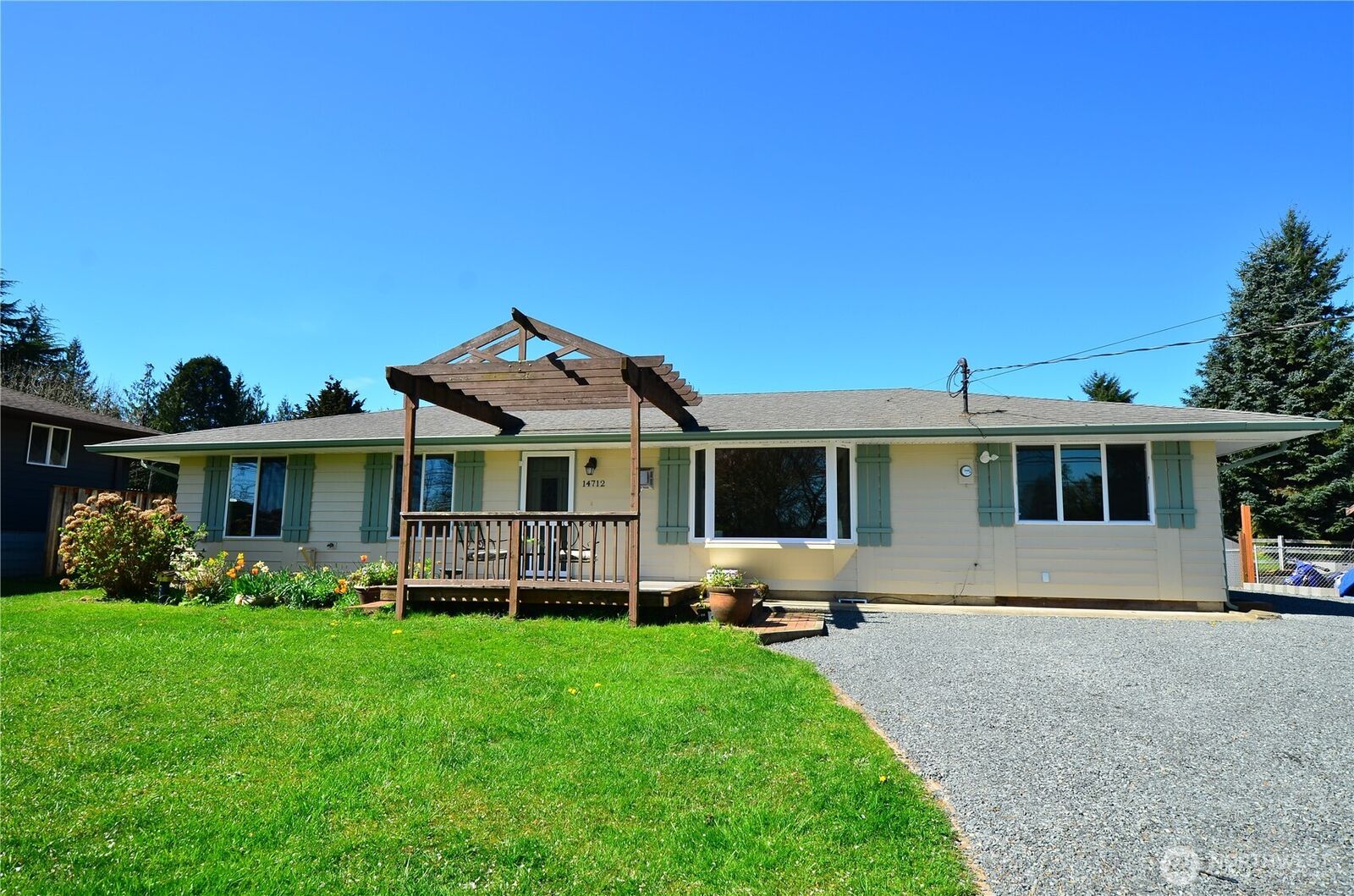 Property Photo:  14712  Broadway Avenue  WA 98296 