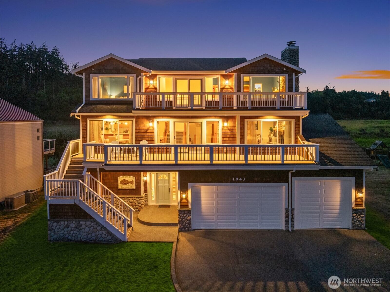 Property Photo:  1943  Shore Avenue  WA 98249 