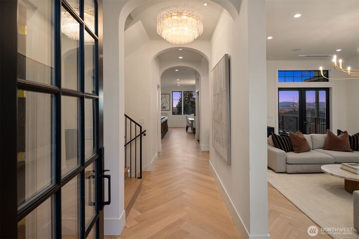 Property Photo: 738 22nd Avenue E WA 98112