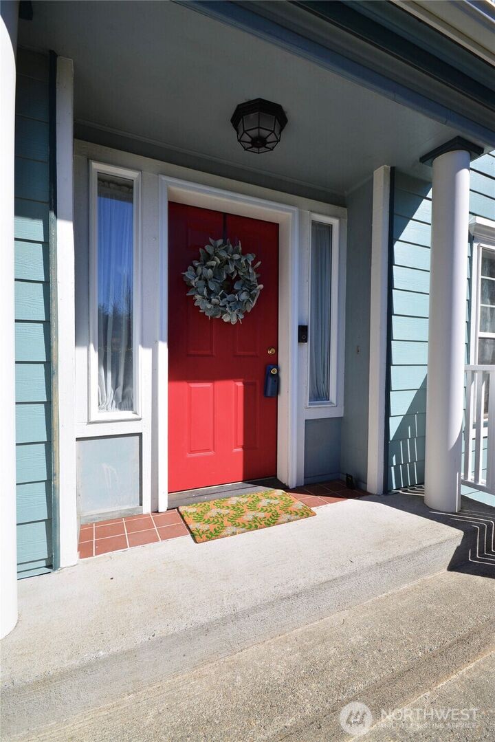 Property Photo:  1718  Redwood Place SE  WA 98501 